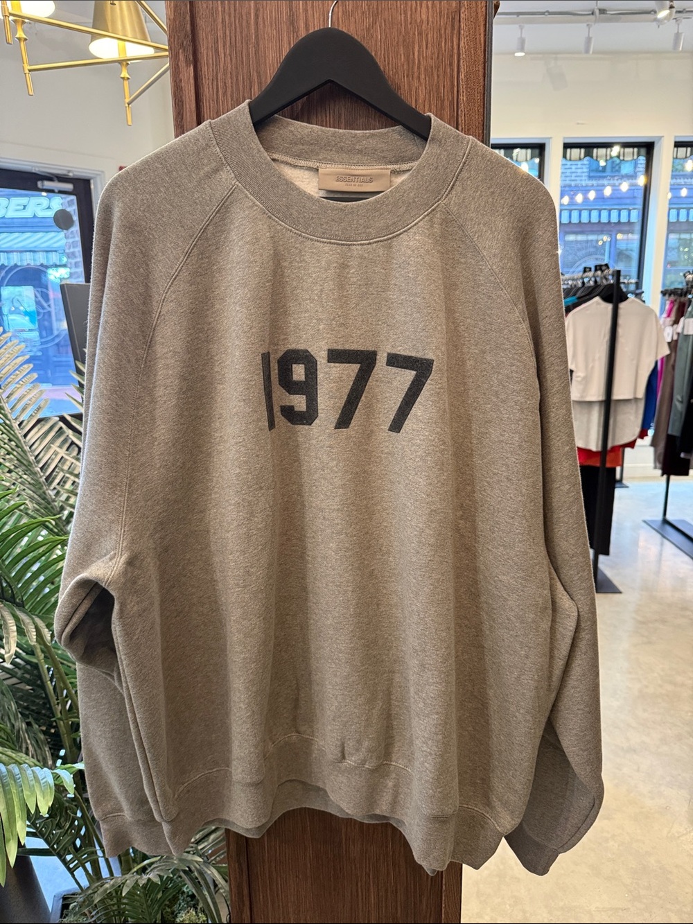 Men’s Essentials Crewneck